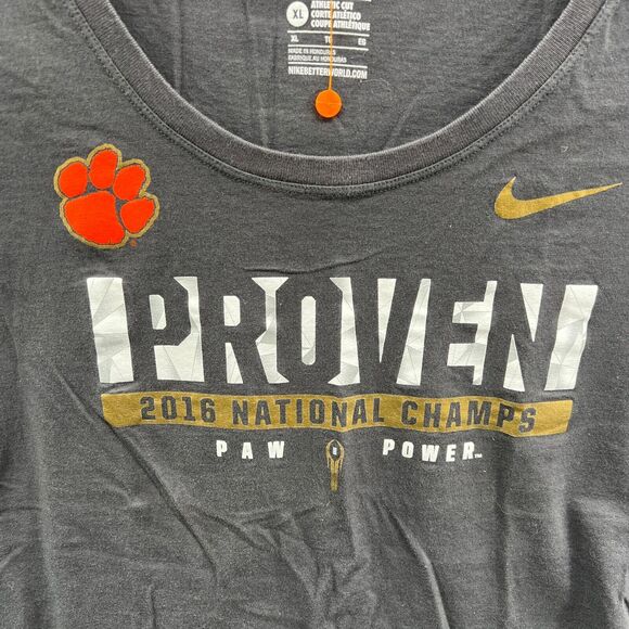 Clemson Tigers T-Shirt Women's XL Gray 2016 National Champions NIKE Short Sleeve - Picture 2 of 8